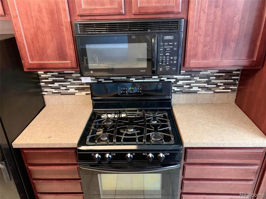 14247 Ziegler Street Taylor, MI 48180 - Photo 10 of 29
