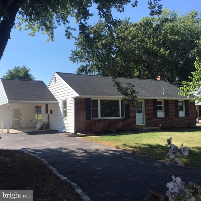 228 Colebrook Road Elizabethtown, PA 17022 - Photo 1 of 31 Gallery Image 1