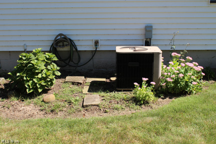 1132 Berwin Street Akron, OH 44310 - Photo 19 of 24 Central Air