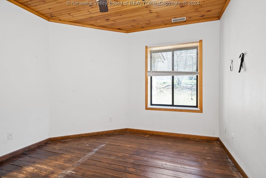 222 Atlas Road South Charleston, WV 25309 - Photo 26 of 38 Gallery Image 26