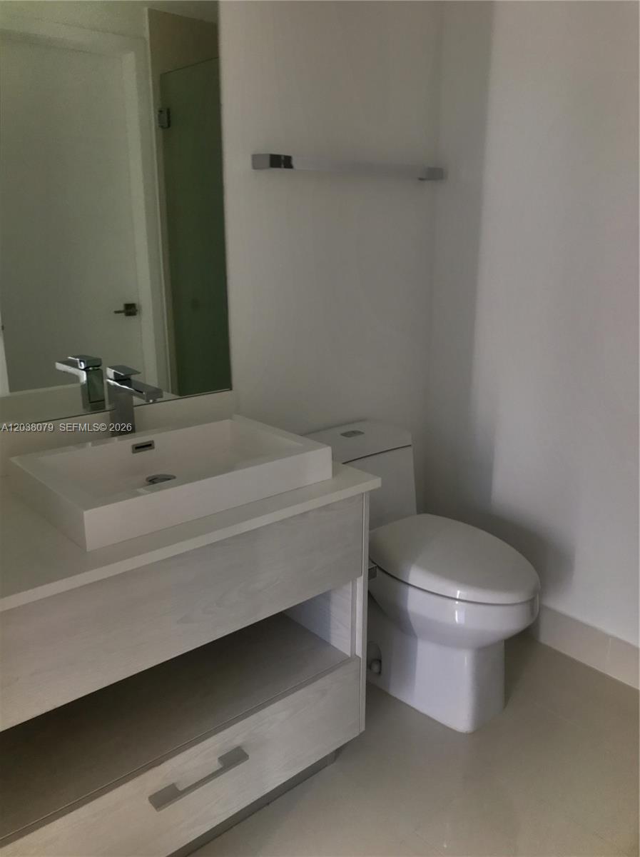 55 Southwest 9th Street, Unit 1607 Miami, FL 33130 - Photo 10 of 11