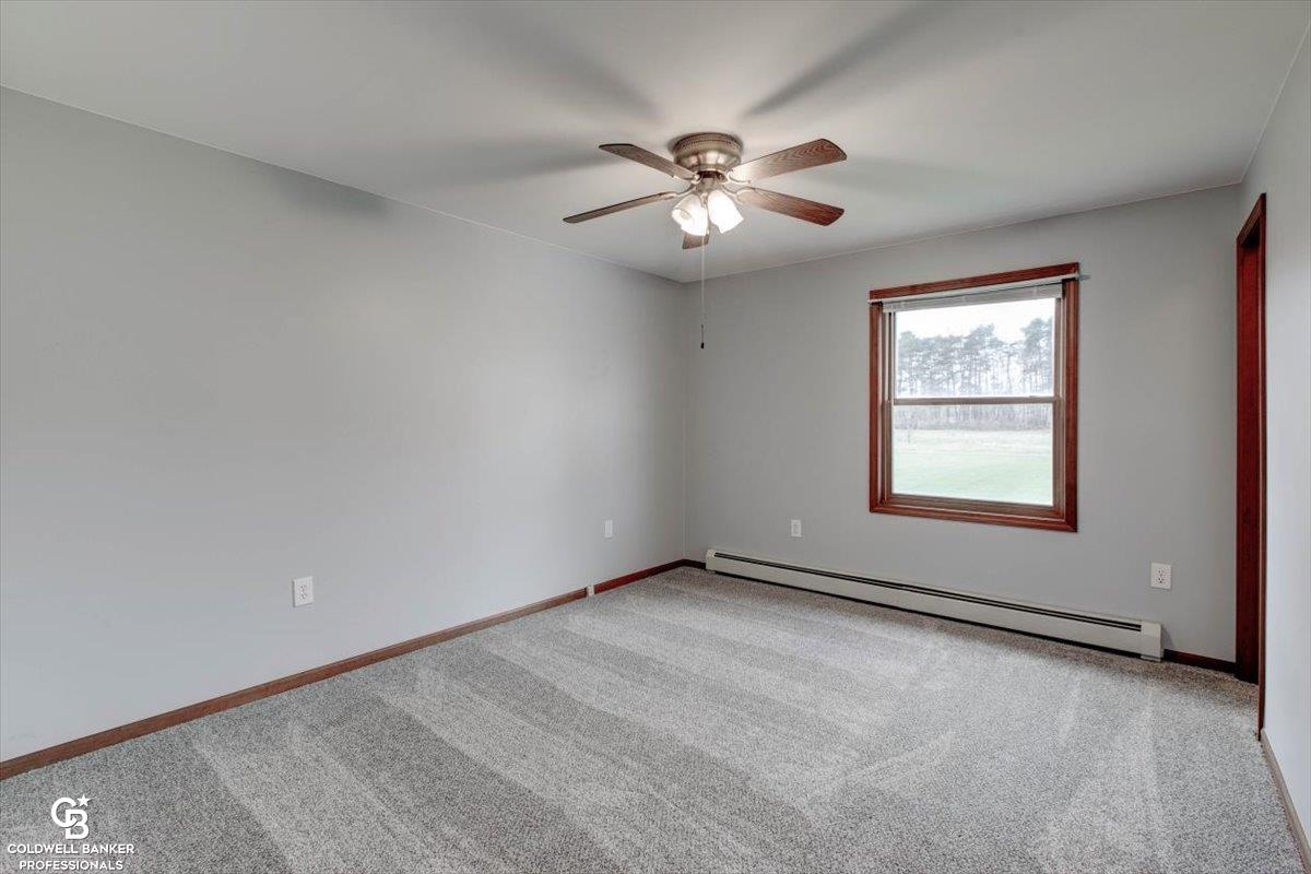 184 Wales Center Road Columbus, MI 48063 - Photo 20 of 36 50162078-b682d1c8-ee0d-4fef-ac20-d5ad972291a3.JPG