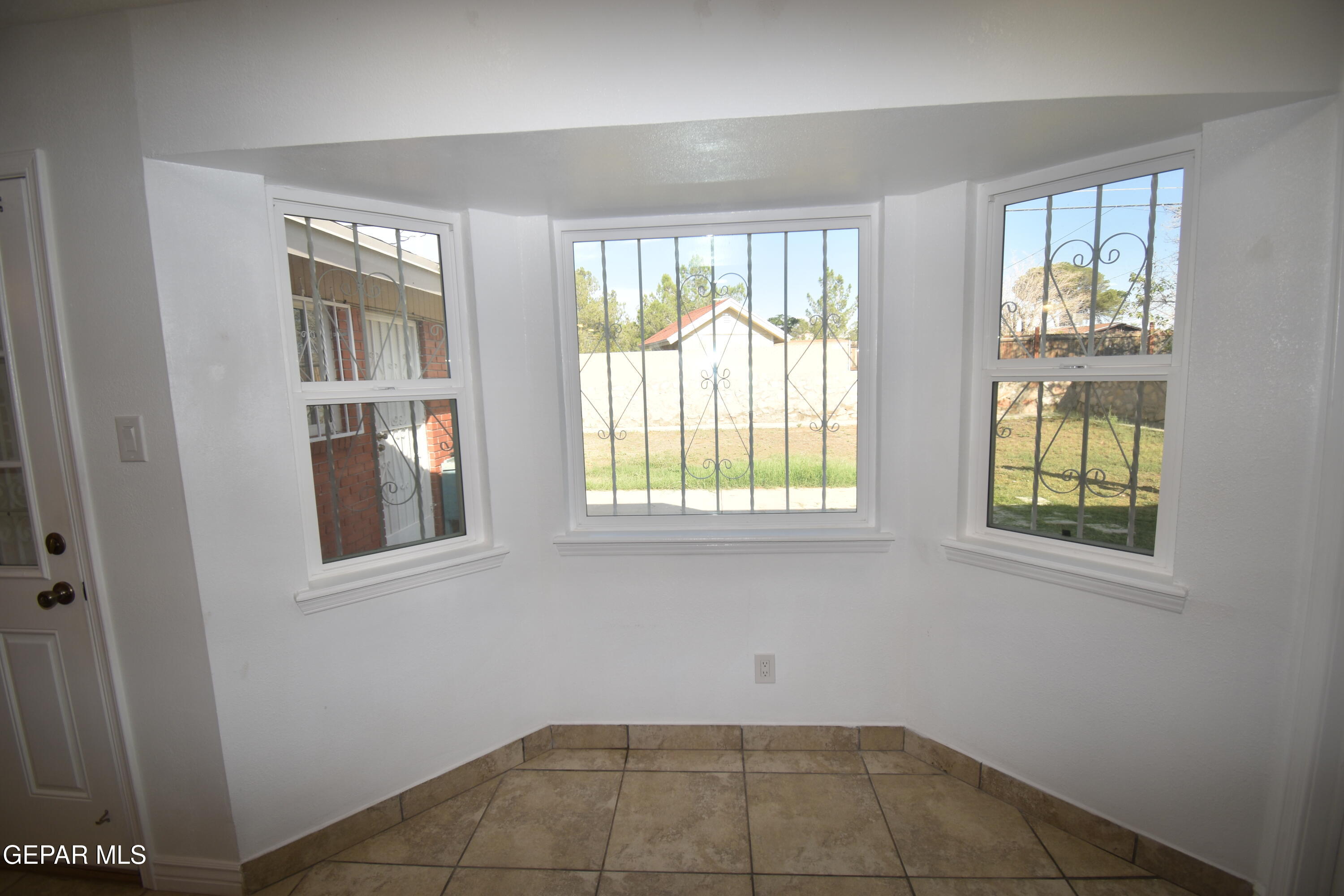 3318 Limerick Road El Paso, TX 79925 - Photo 14 of 29 DSC_0461