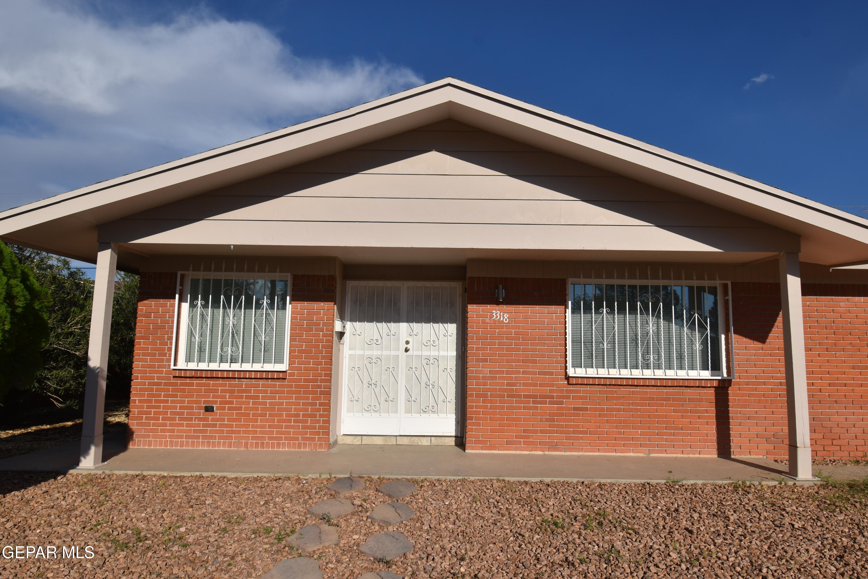 3318 Limerick Road El Paso, TX 79925 - Photo 2 of 29 DSC_0476