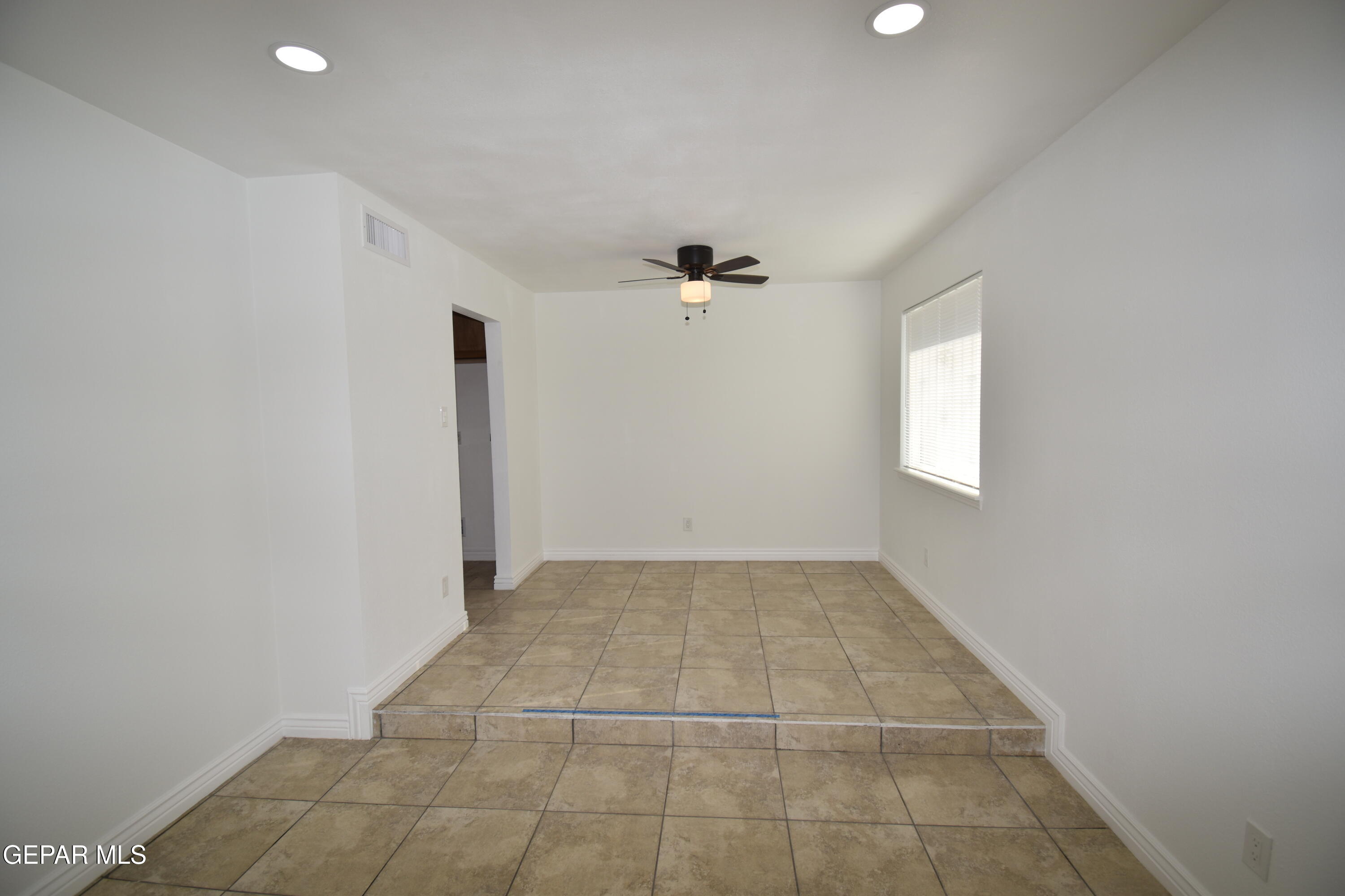 3318 Limerick Road El Paso, TX 79925 - Photo 7 of 29 DSC_0466
