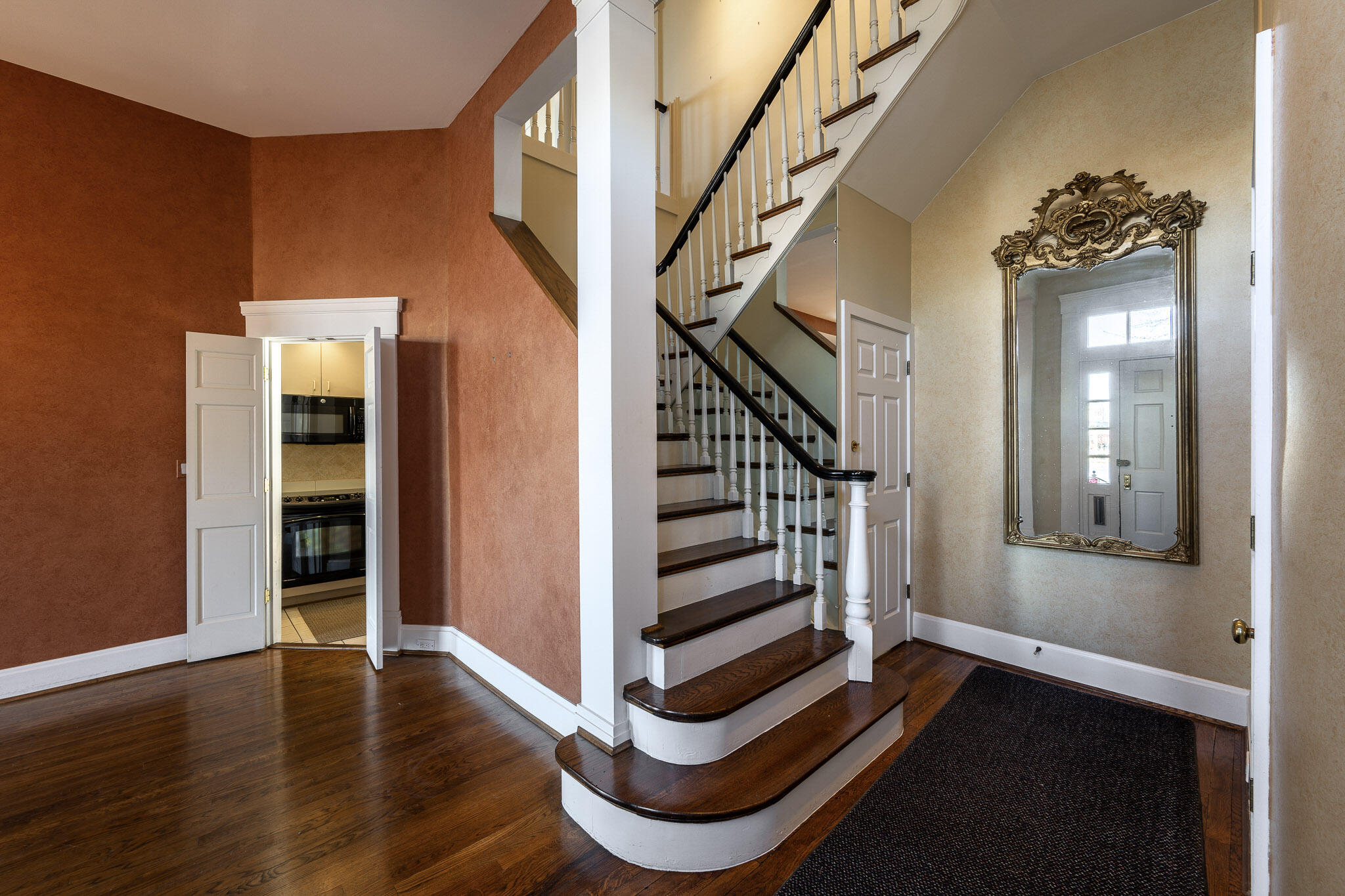 420-422 Riverside Drive Covington, KY 41011 - Photo 9 of 50 Gallery Image 9