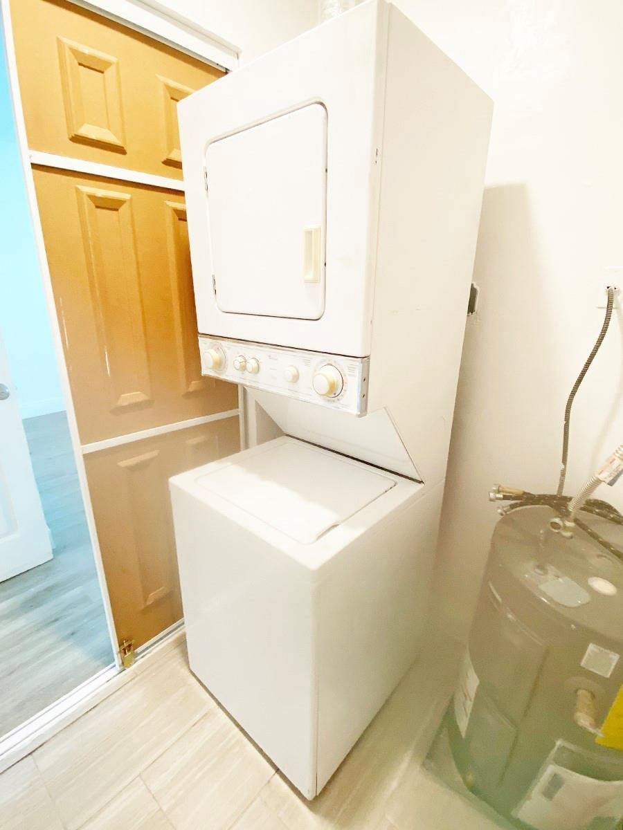 240 Southwest 8th Street, Unit 10 Pompano Beach, FL 33060 - Photo 6 of 16 Photo 6