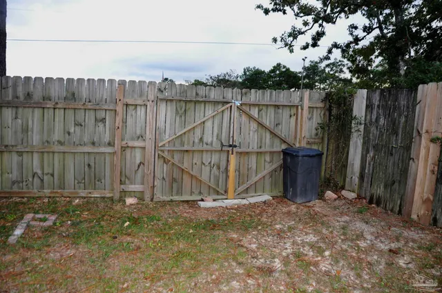 $275,000 | 6623 Ridge Crest Drive, Milton, FL 32570