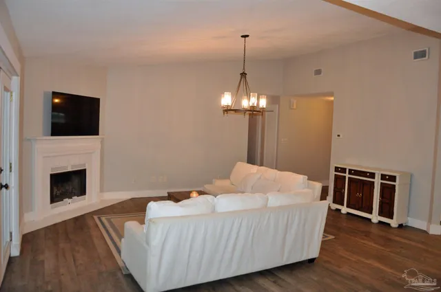 $275,000 | 6623 Ridge Crest Drive, Milton, FL 32570