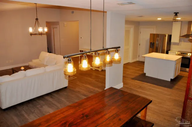 $275,000 | 6623 Ridge Crest Drive, Milton, FL 32570