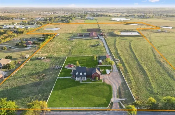 a view of an ocean view