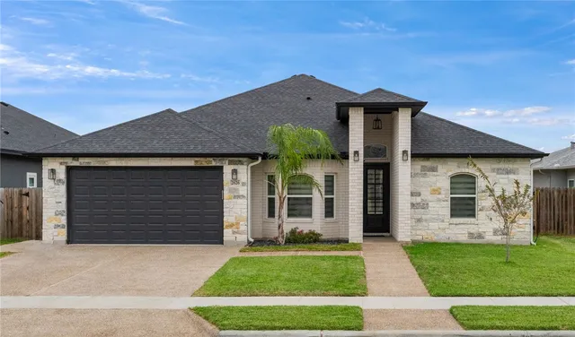 $519,000 | 2626 Lannister Lane, Corpus Christi, TX 78415