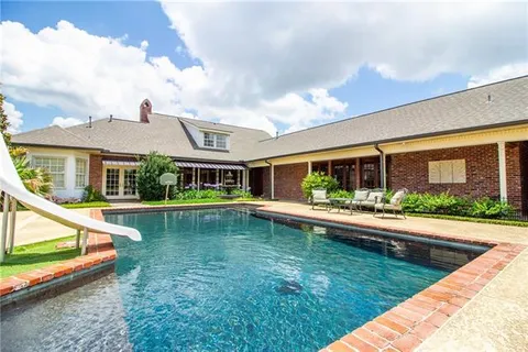 $695,000 | 1869 2nd Street, Lutcher, LA 70071
