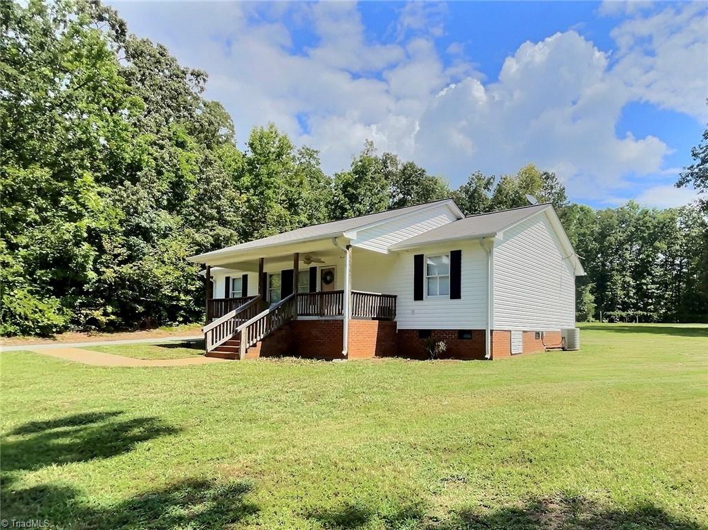 2211 Beckner Road Lexington, NC 27292 - Photo 3 of 29 Gallery Image 3