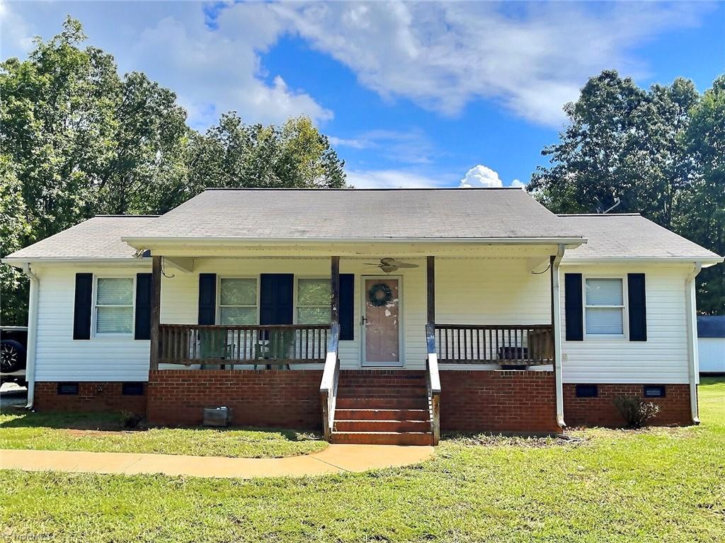 2211 Beckner Road Lexington, NC 27292 - Photo 4 of 29 Gallery Image 4