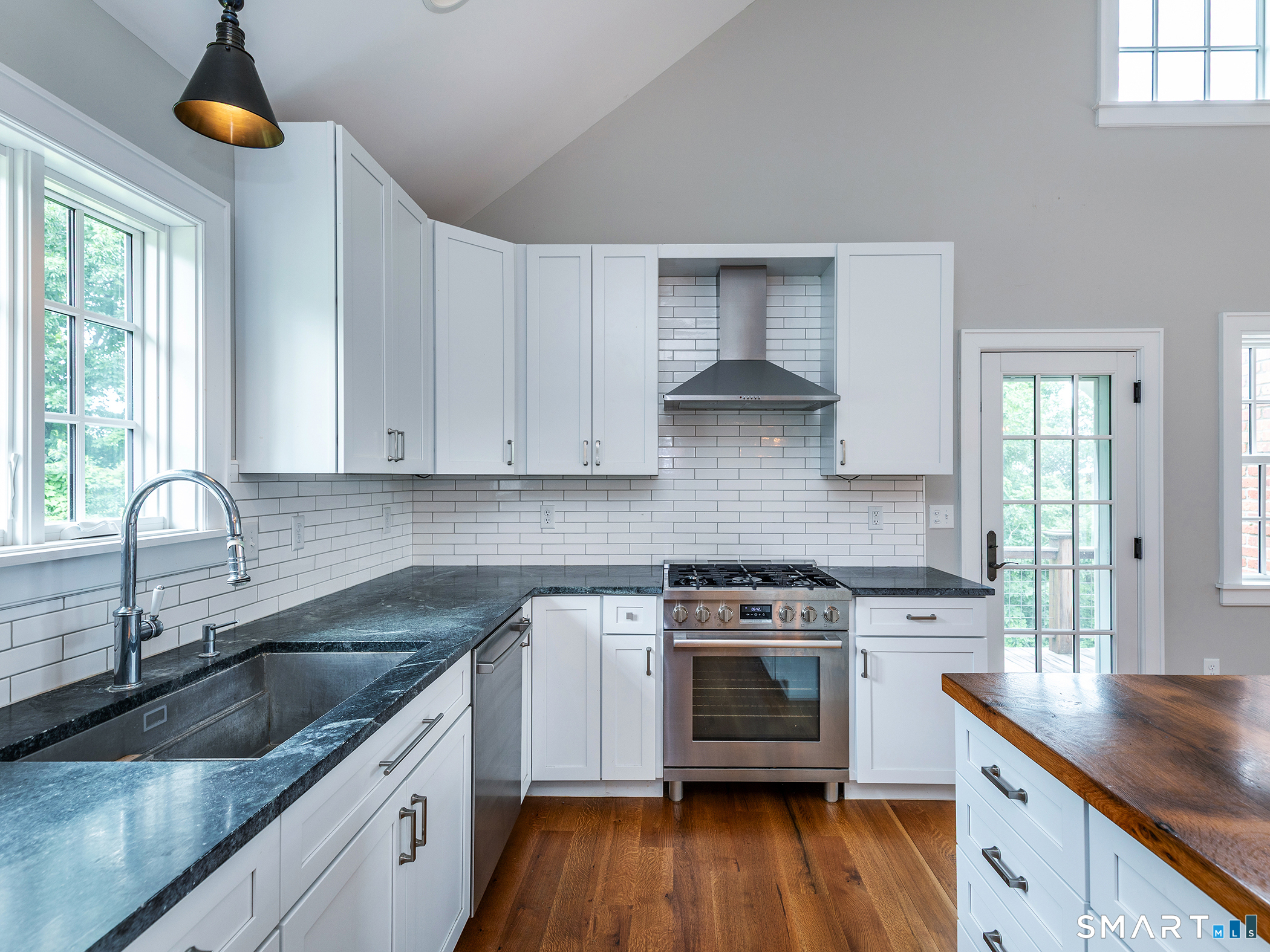 21 Hemlock Road Roxbury, CT 06783 - Photo 7 of 24 Gallery Image 7