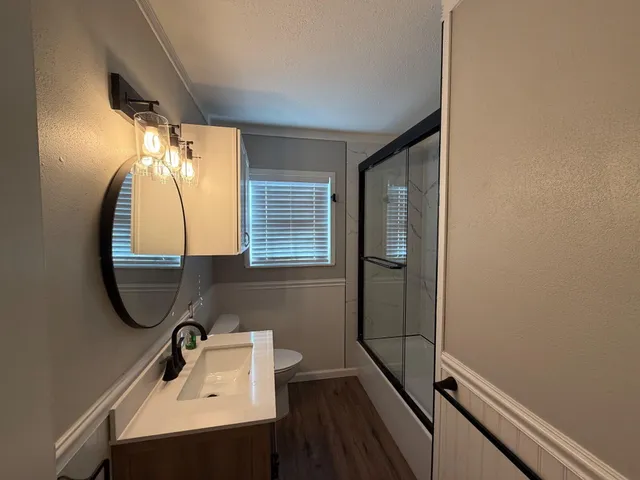 $1,600 | 2703 30th Street, Lubbock, TX 79410