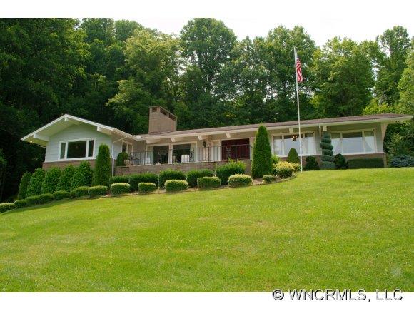 1815 Camp Branch Road Waynesville, NC 28786 - Photo 1 of 24 Gallery Image 1