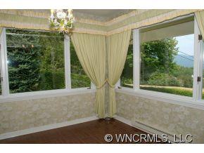 1815 Camp Branch Road Waynesville, NC 28786 - Photo 10 of 24 Gallery Image 10