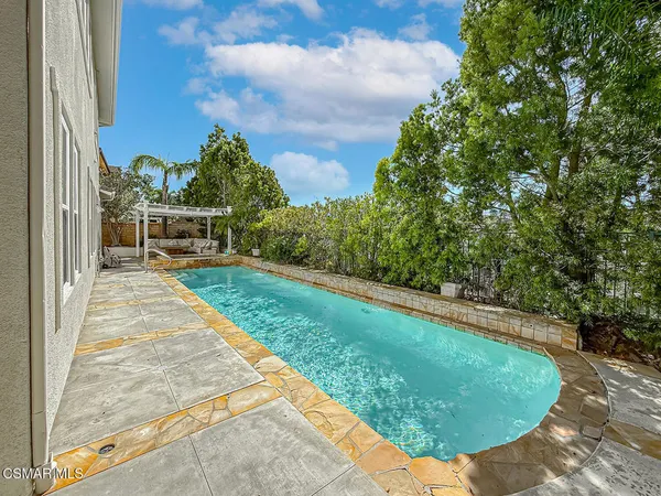 $1,875,000 | 5142 Via El Molino, Thousand Oaks, CA 91320