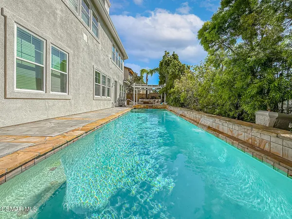 $1,875,000 | 5142 Via El Molino, Thousand Oaks, CA 91320