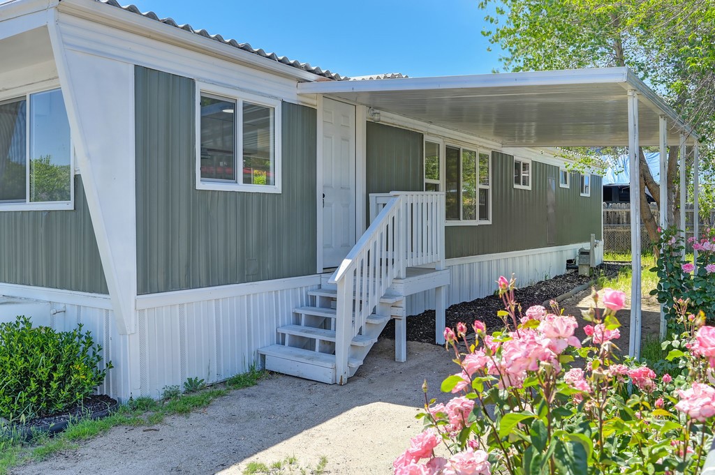 26455 Paradise Valley Road, Unit 86 Warner Springs, CA 92086 - Photo 8 of 34 a front view of house with an outdoor space