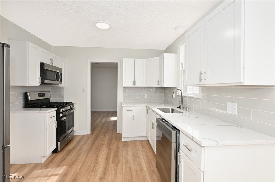 3938 Lansdale Road Cleveland, OH 44118 - Photo 7 of 34 Gallery Image 7