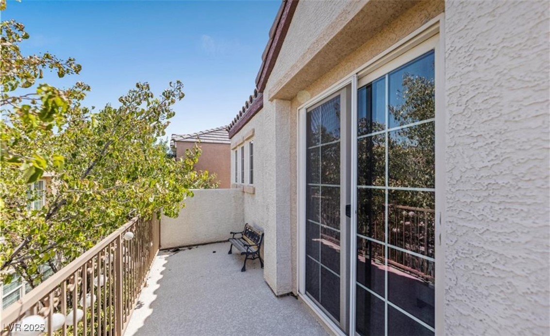 7708 Custom Weave Court Las Vegas, NV 89149 - Photo 26 of 32 View of balcony