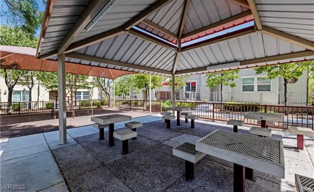 $349,990 | 7708 Custom Weave Court, Las Vegas, NV 89149