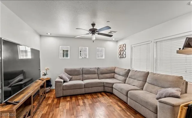 $349,990 | 7708 Custom Weave Court, Las Vegas, NV 89149