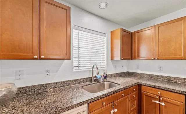 $349,990 | 7708 Custom Weave Court, Las Vegas, NV 89149