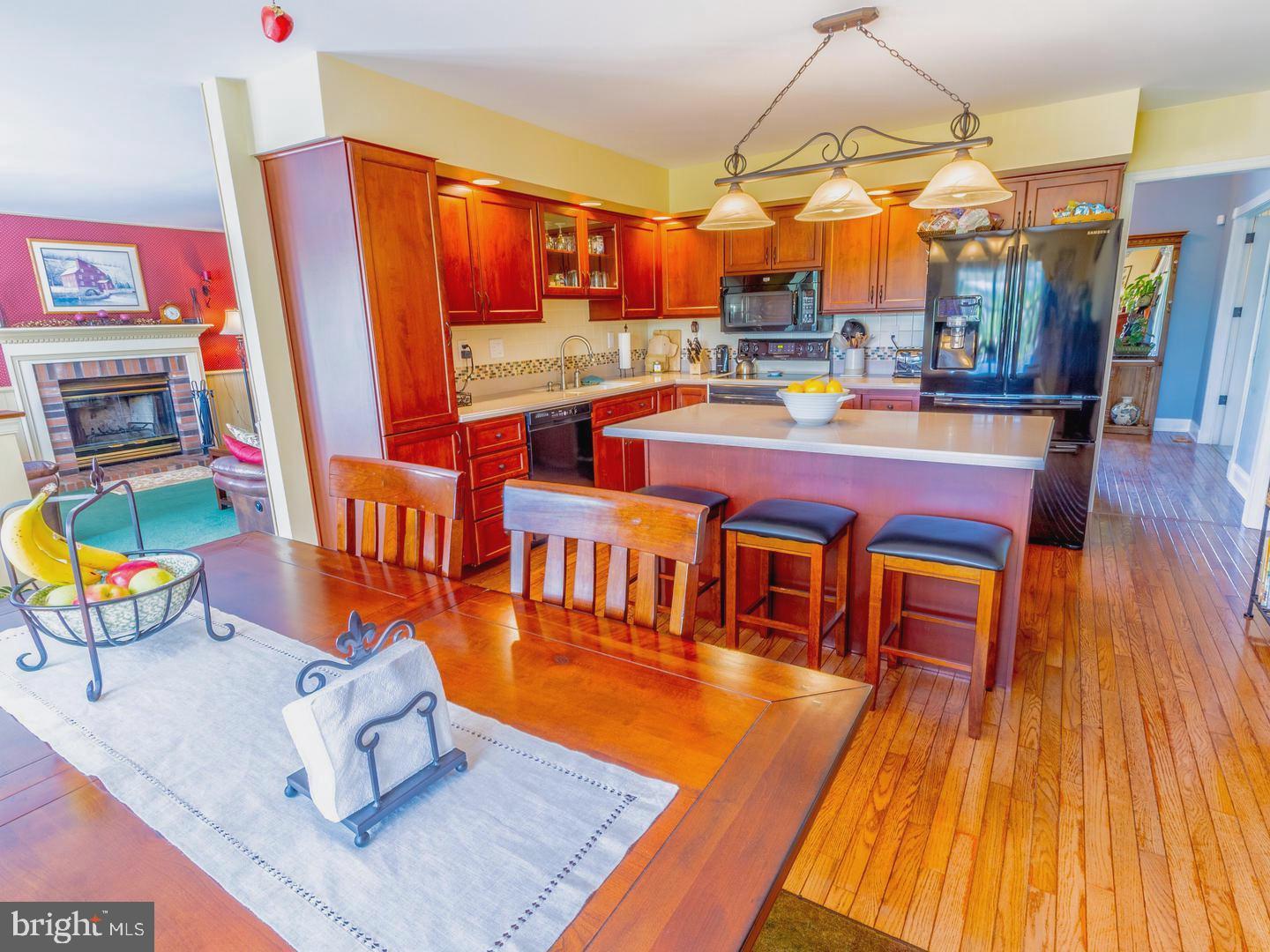 142 Duck Farm Road Oxford, PA 19363 - Photo 13 of 38 Kitchen opens to the spacious den