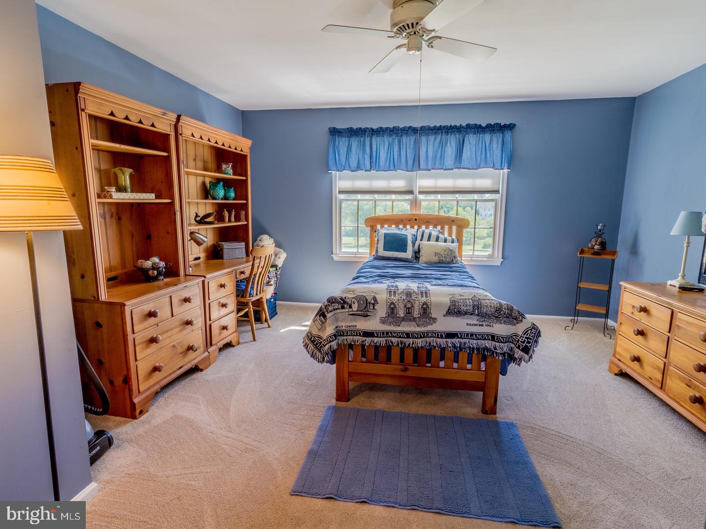 142 Duck Farm Road Oxford, PA 19363 - Photo 22 of 38 Overside bedroom with a great view