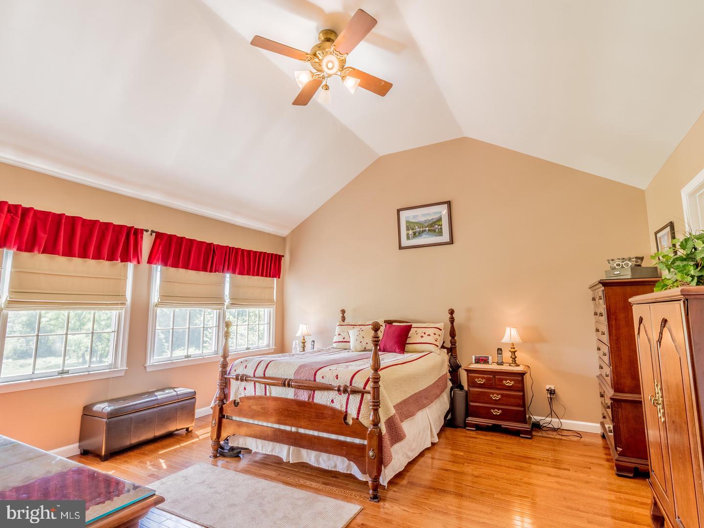 142 Duck Farm Road Oxford, PA 19363 - Photo 23 of 38 Master Suite with vaulted ceiling