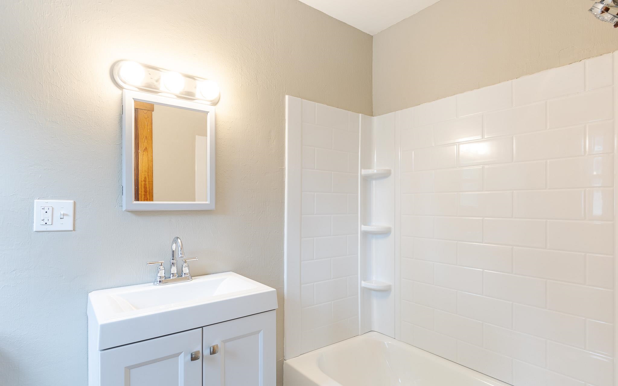 14 Church Street Walpole, NH 03609 - Photo 15 of 37