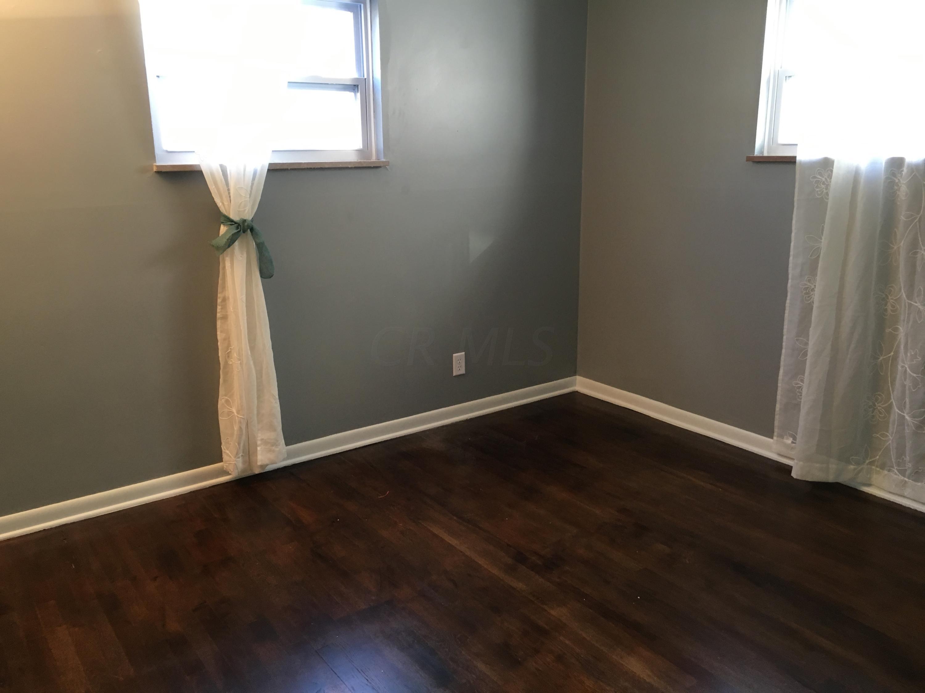 103 Chase Road Columbus, OH 43214 - Photo 4 of 38 Gallery Image 4
