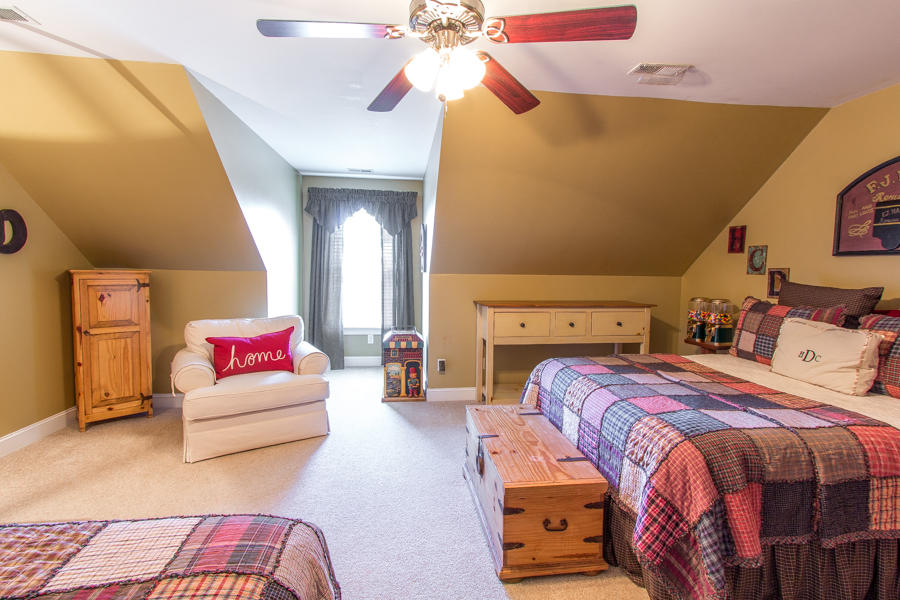7514 Noah Reid Road, Unit 8 Chattanooga, TN 37416 - Photo 20 of 25 Small (25 of 26)