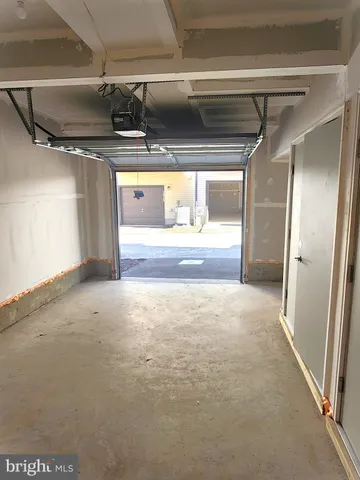 $2,995 | 5929 Northwest Drive, Hyattsville, MD 20782