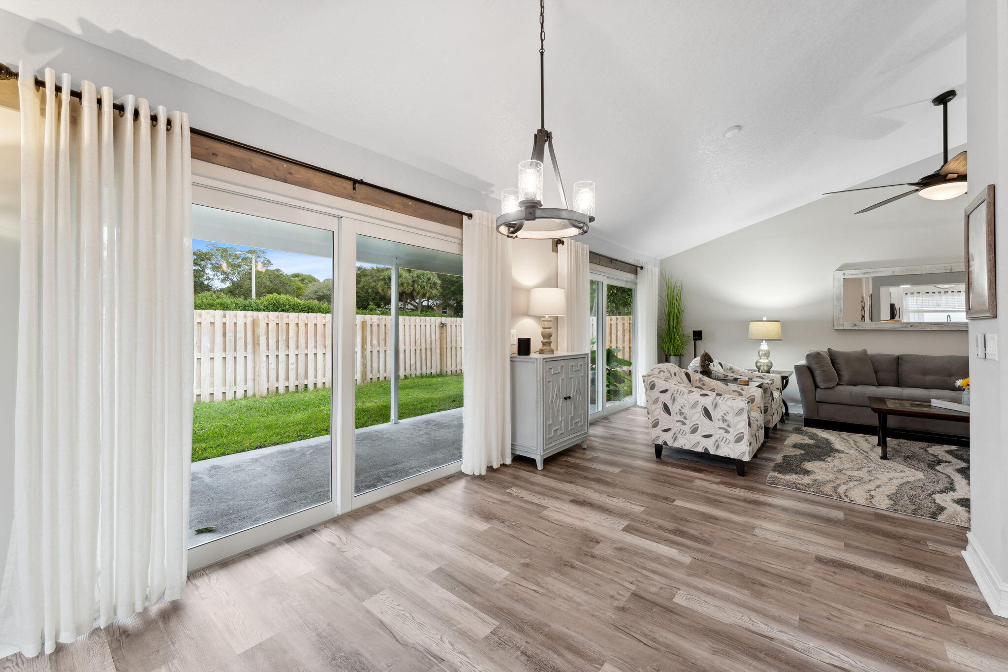 46 Baytree Circle Boynton Beach, FL 33436 - Photo 13 of 34 19-web-or-mls-DSC08707