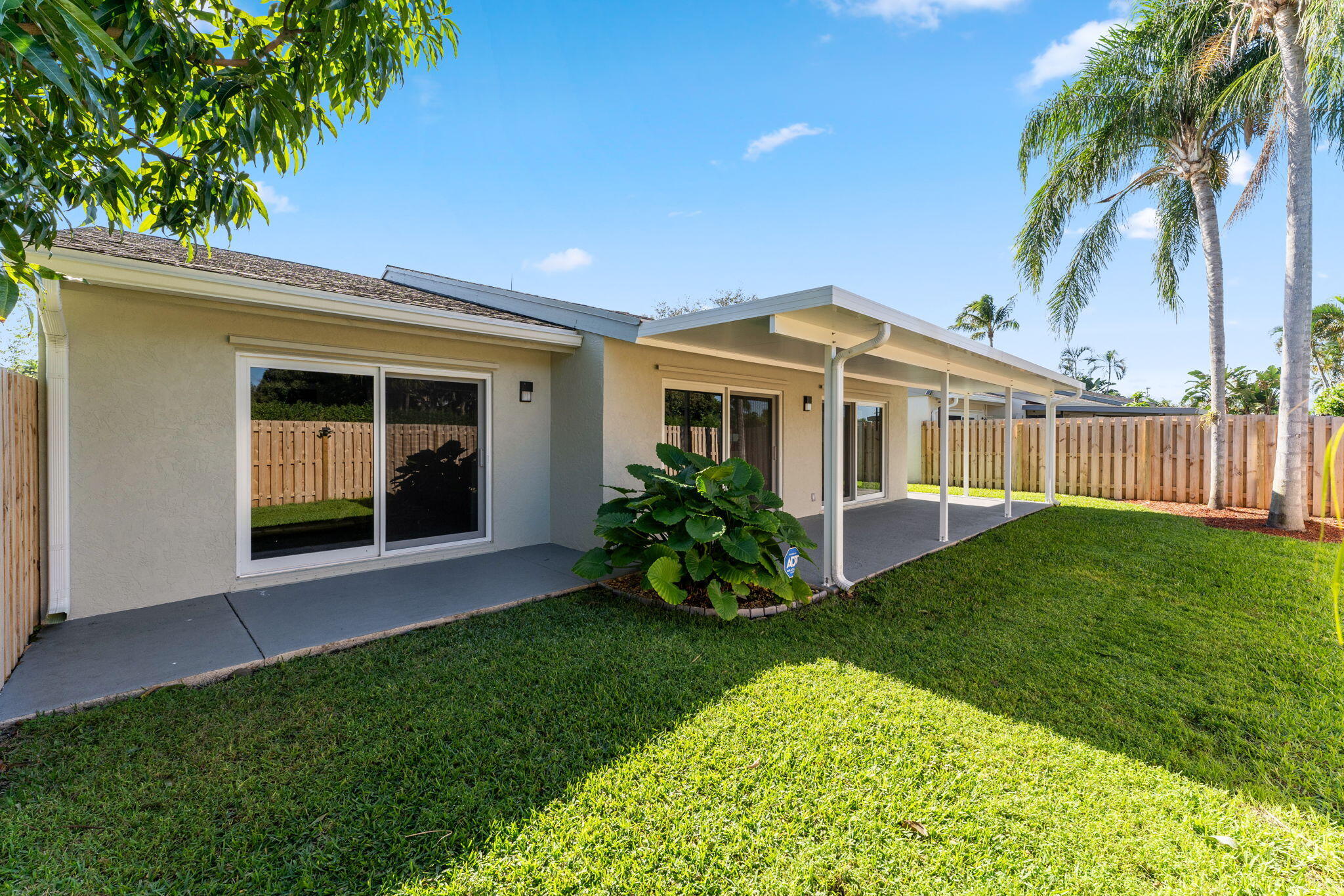 46 Baytree Circle Boynton Beach, FL 33436 - Photo 28 of 34 43-web-or-mls-DSC08777