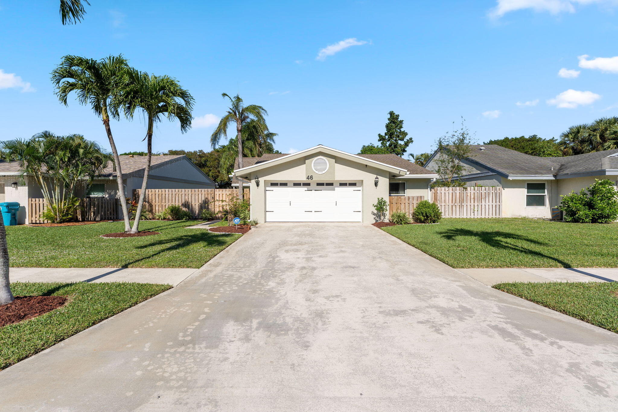 46 Baytree Circle Boynton Beach, FL 33436 - Photo 5 of 34 37-web-or-mls-DSC08771