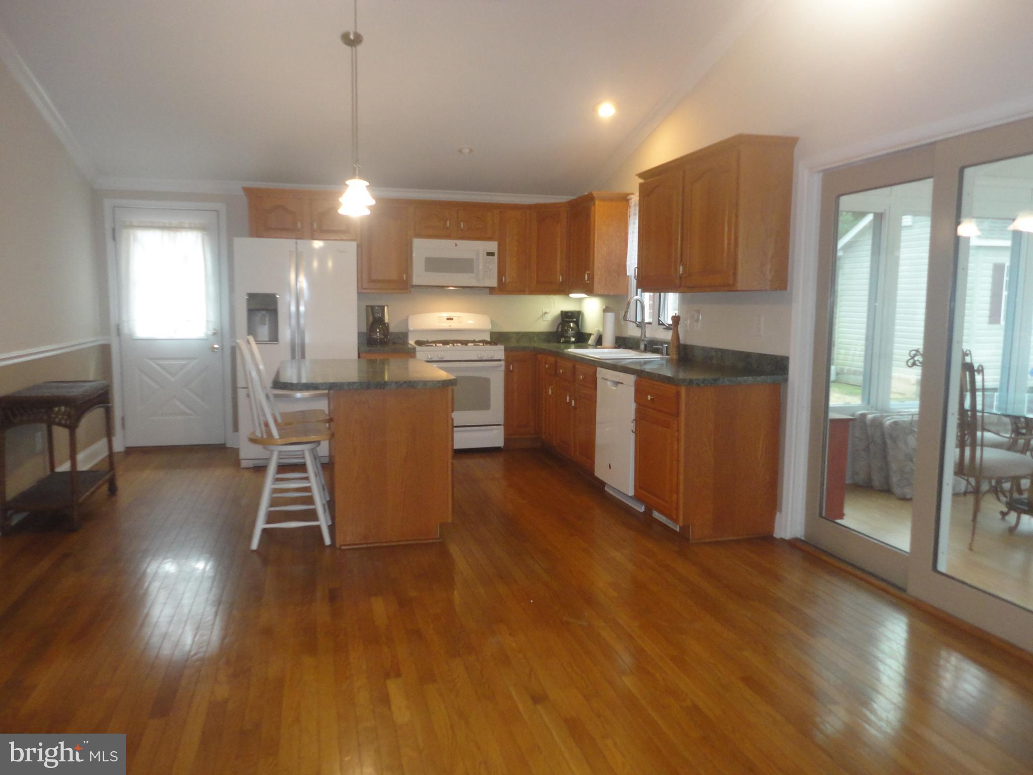 340 Larchwood Road Springfield, PA 19064 - Photo 9 of 32