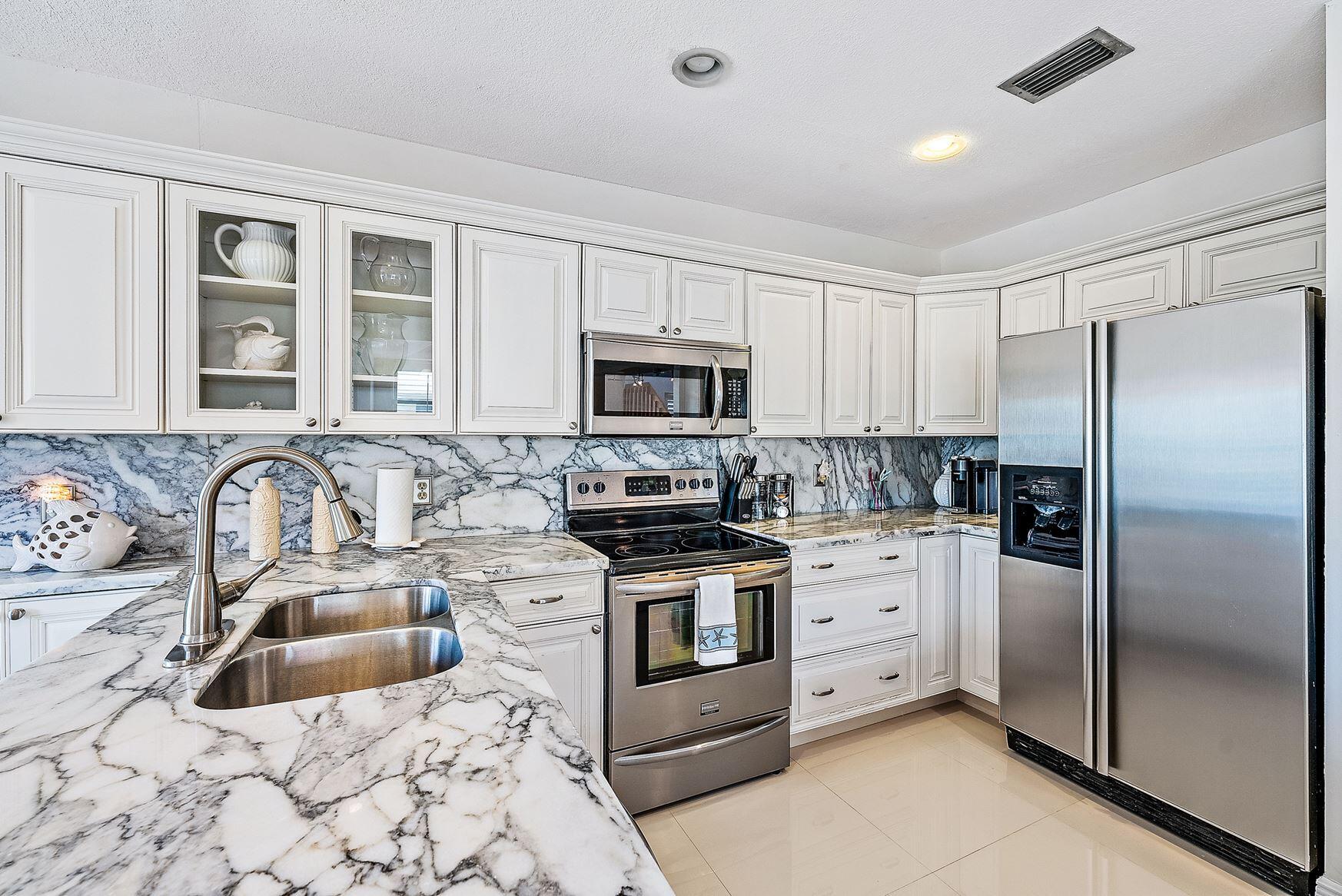 170 Celestial Way, Unit 74 Juno Beach, FL 33408 - Photo 3 of 15 170 Celestial Way #7-4-20-MLS