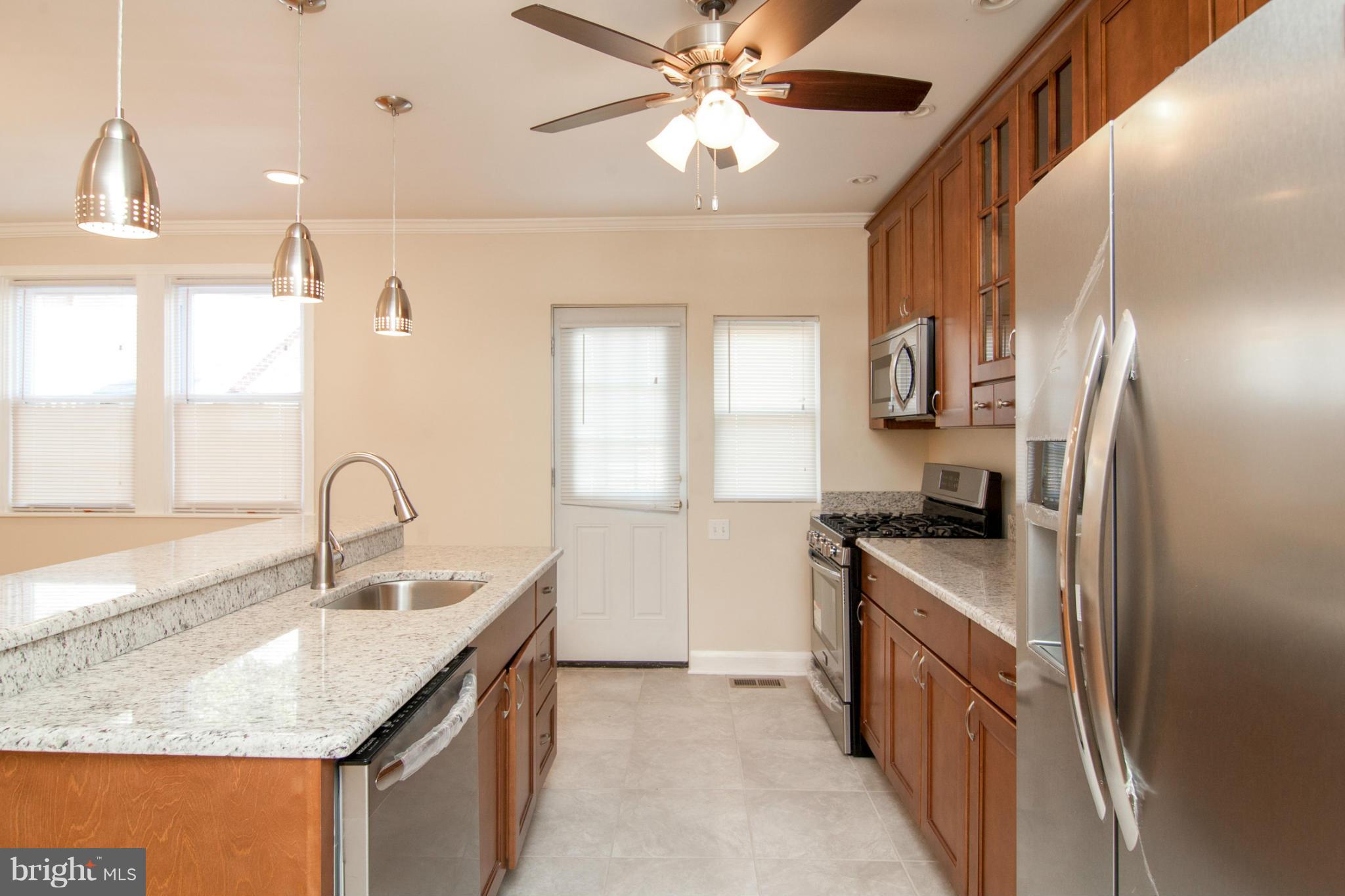 1534 Roundhill Road Baltimore, MD 21218 - Photo 21 of 22 Kitchen
