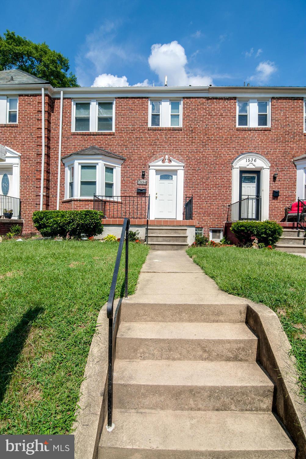 1534 Roundhill Road Baltimore, MD 21218 - Photo 5 of 22 Exterior (Front)