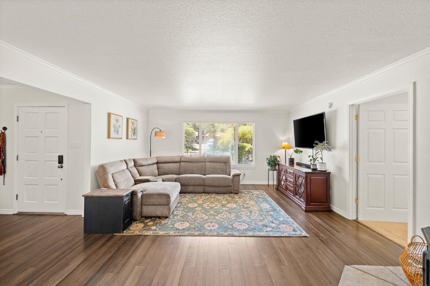 6050 Kenneth Way Auburn, CA 95602 - Photo 11 of 53
