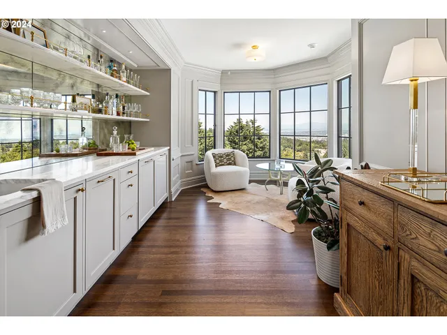 $25,000,000 | 4311 Southwest Greenleaf Drive, Portland, OR 97221