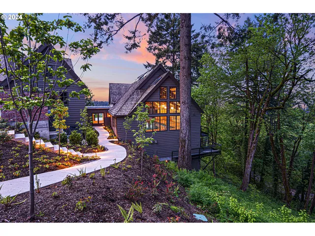 $25,000,000 | 4311 Southwest Greenleaf Drive, Portland, OR 97221