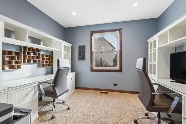 $529,900 | 1 McKenzie Court, Lake In The Hills, IL 60156