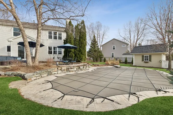 $529,900 | 1 McKenzie Court, Lake In The Hills, IL 60156